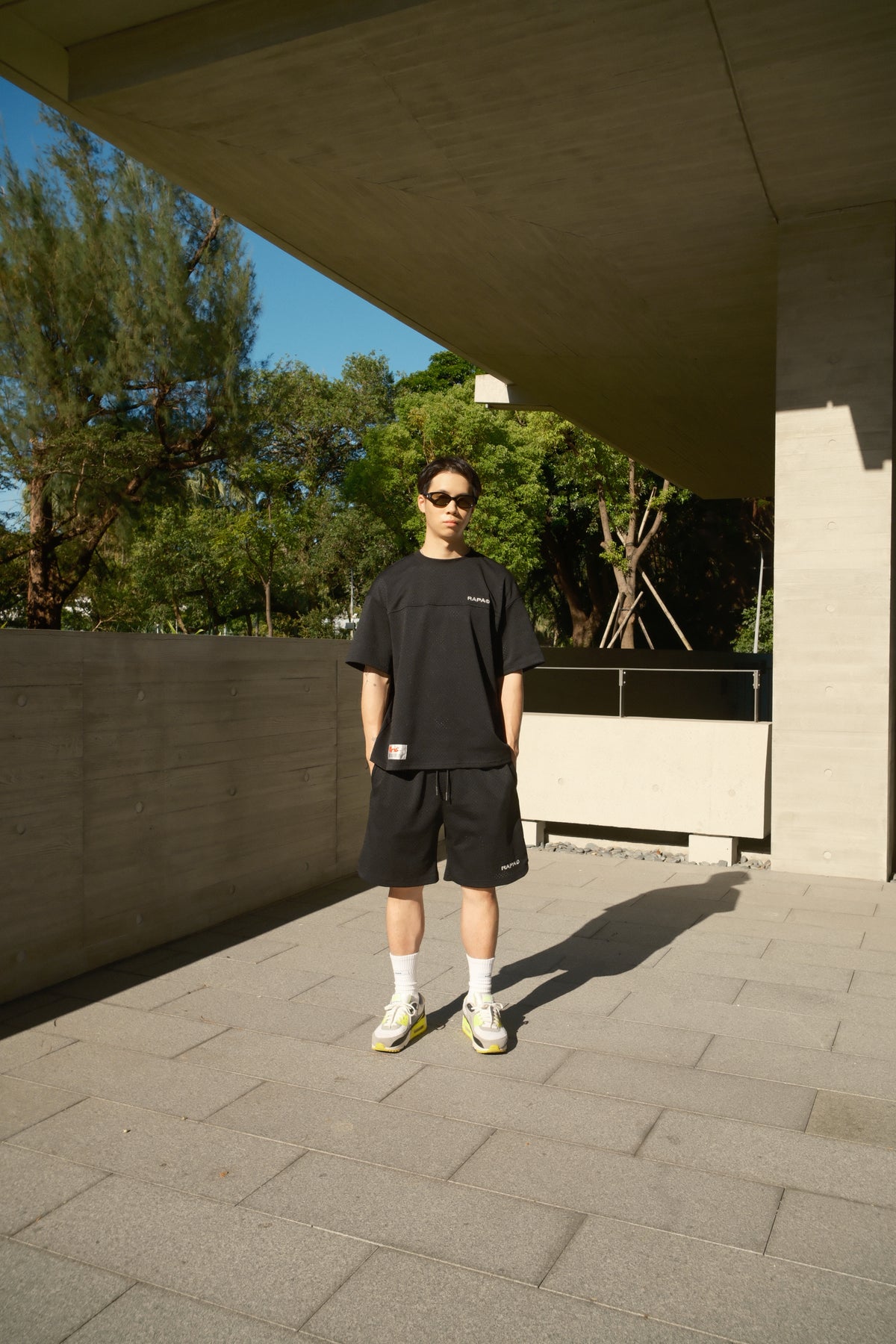 MESH T-SHIRT - Black